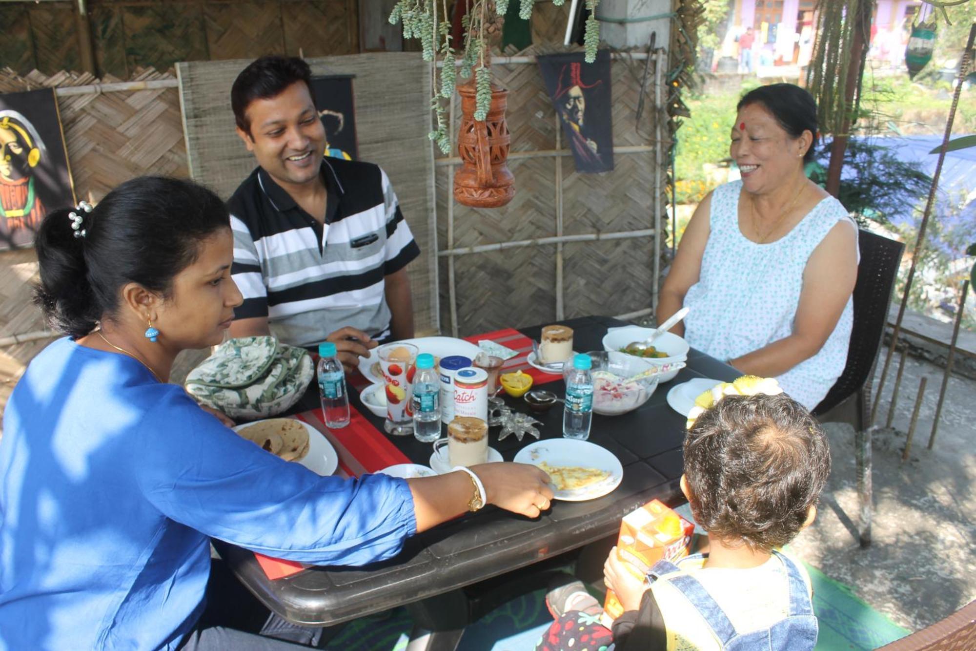 Mansarover Home Stay Kalimpong Buitenkant foto