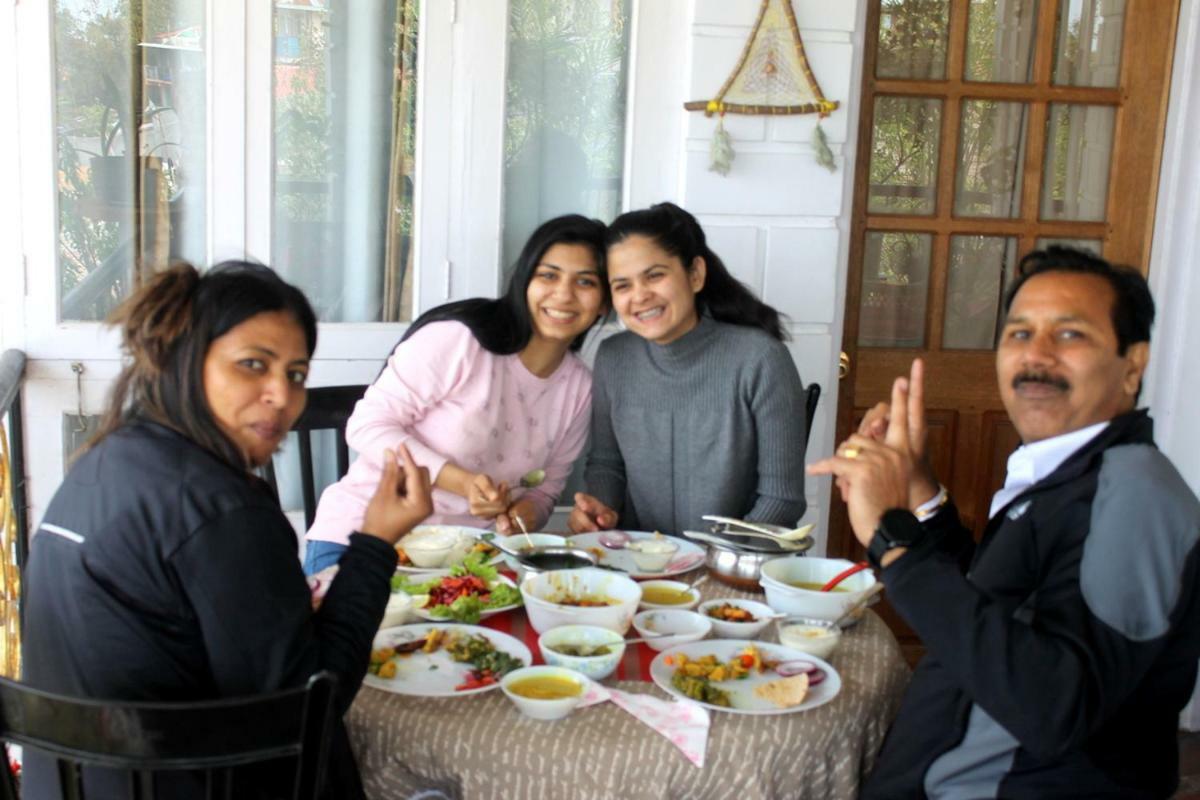 Mansarover Home Stay Kalimpong Buitenkant foto